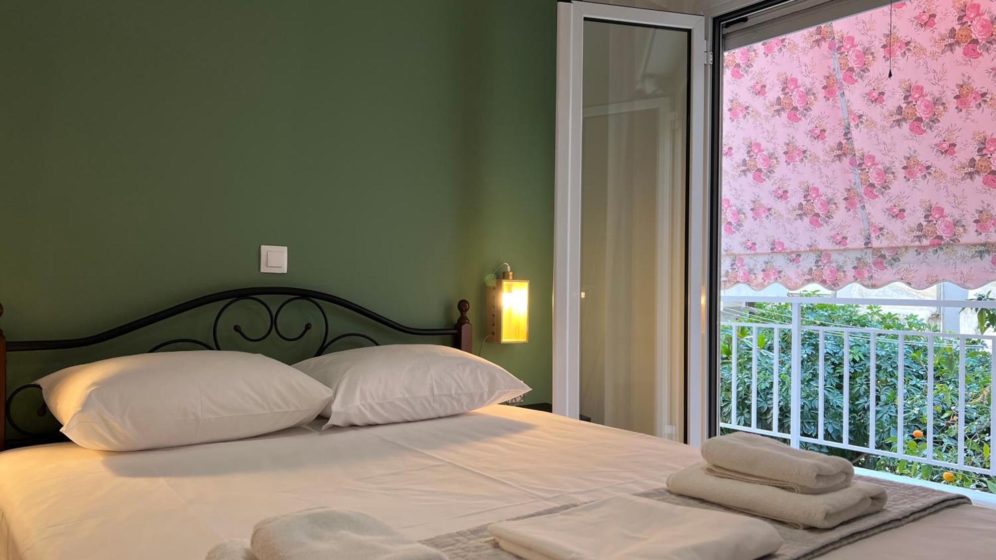 Athenian Vintage Style 2 Bdr Apartment Athens